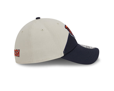 Chicago Bears New Era 2023 Historic Sideline 39THIRTY Flex Hat - Cream/Navy - Pro League Sports Collectibles Inc.