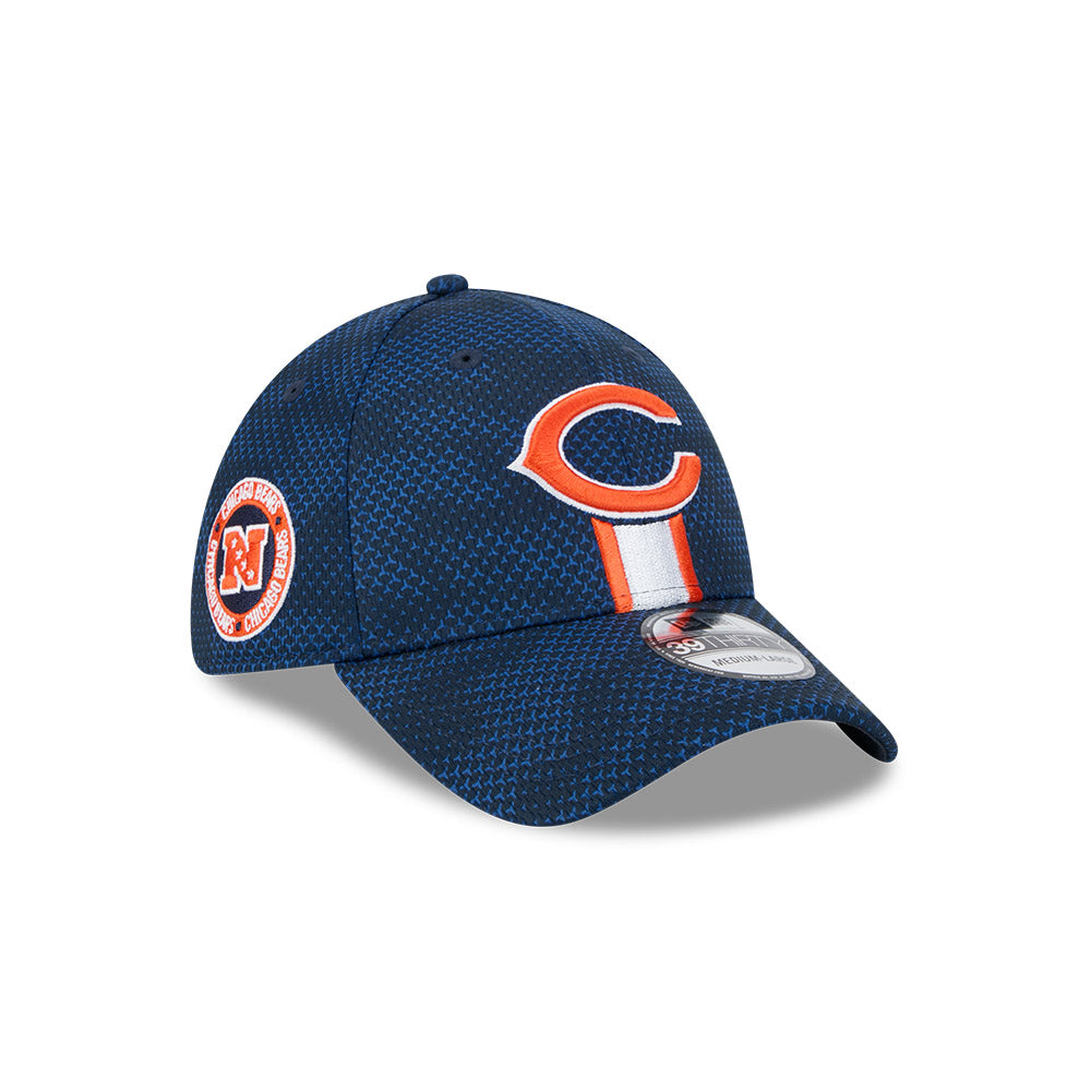 Chicago Bears NFL 2024 Sideline New Era 39 Thirty Flex Hat - Navy - Pro League Sports Collectibles Inc.