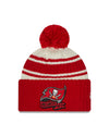 Tampa Bay Buccaneers New Era 2022 Sideline - Sport Cuffed Pom Knit Hat - Cream/Red - Pro League Sports Collectibles Inc.
