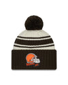 Cleveland Browns New Era 2022 Sideline - Sport Cuffed Pom Knit Hat - Cream/Brown - Pro League Sports Collectibles Inc.