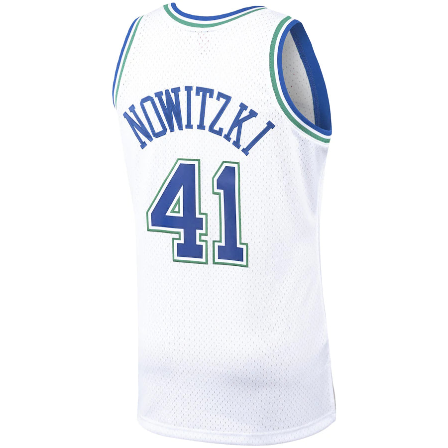 Dirk Nowitzki #41 Dallas Mavericks Mitchell & Ness 1998-99 Hardwood Classic Swingman Jersey - White - Pro League Sports Collectibles Inc.