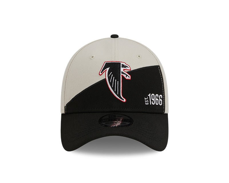 Atlanta Falcons New Era 2023 Historic Sideline 39THIRTY Flex Hat - Cream/Black - Pro League Sports Collectibles Inc.