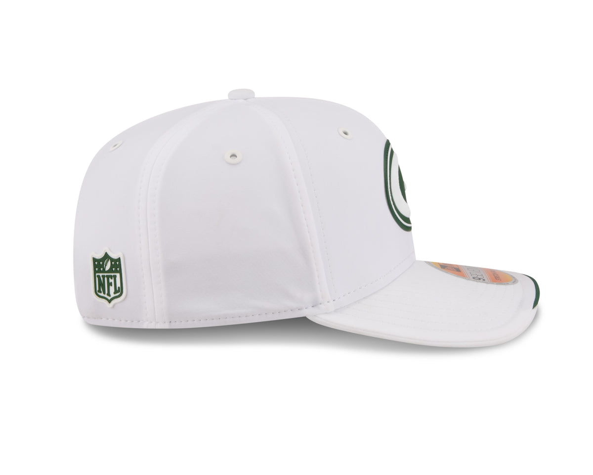 Green Bay Packers New Era 9SEVENTY 2026 Sideline Adjustable Hat - White