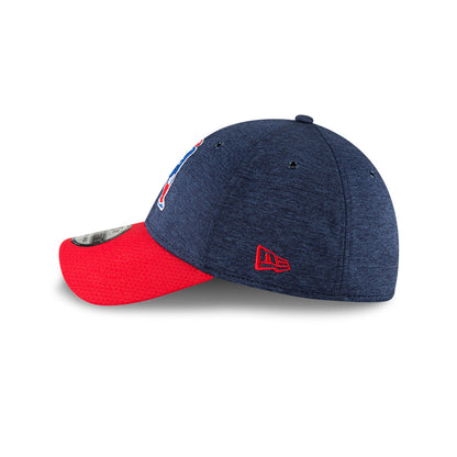 New England Patriots New Era 2018 Historic Logo  On Field Sideline Home 39Thirty Flex Fit Hat