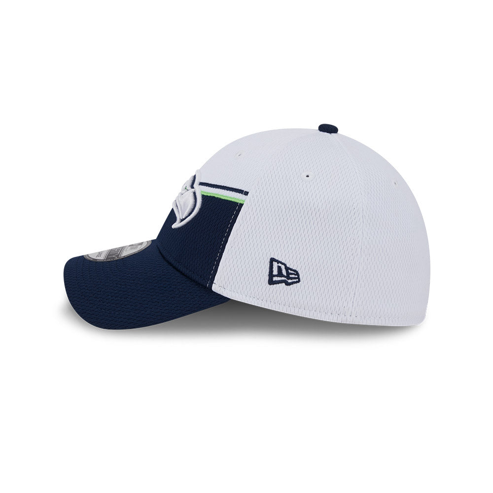 Seattle Seahawks New Era 2023 Sideline 39THIRTY Flex Hat - White/Navy - Pro League Sports Collectibles Inc.