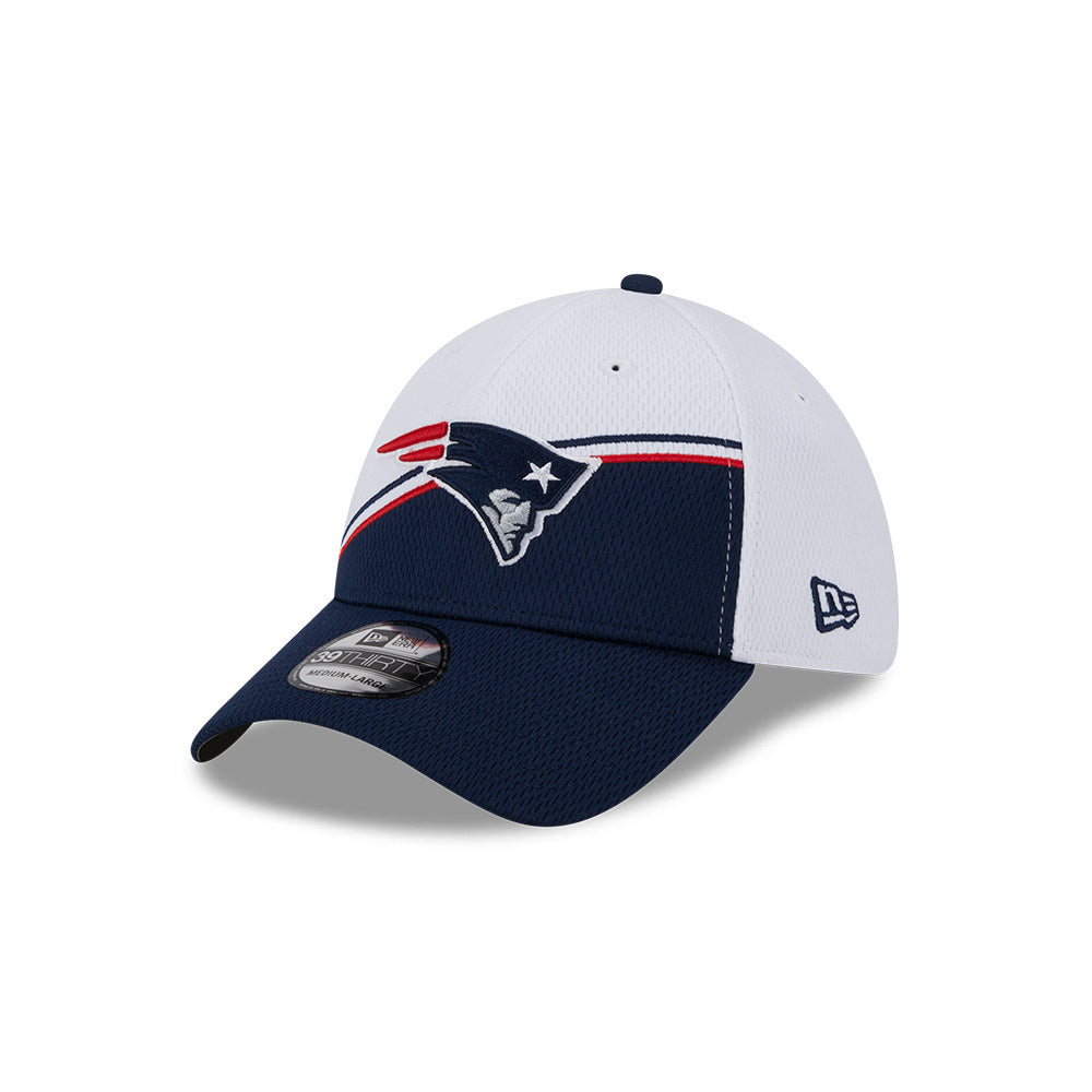 New England Patriots New Era 2023 Sideline 39THIRTY Flex Hat - White/Navy - Pro League Sports Collectibles Inc.