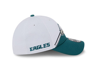 Philadelphia Eagles New Era 2023 Sideline 39THIRTY Flex Hat - White/Midnight Green - Pro League Sports Collectibles Inc.