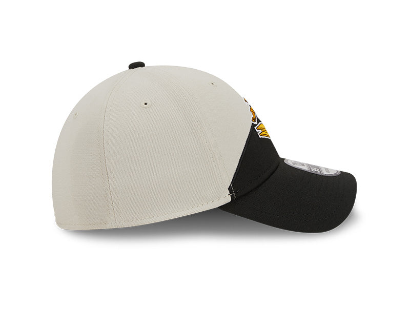 New Orleans Saints New Era 2023 Historic Sideline 39THIRTY Flex Hat - Cream/Black - Pro League Sports Collectibles Inc.