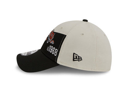 Cincinnati Bengals New Era 2023 Historic Sideline 39THIRTY Flex Hat - Cream/Black - Pro League Sports Collectibles Inc.