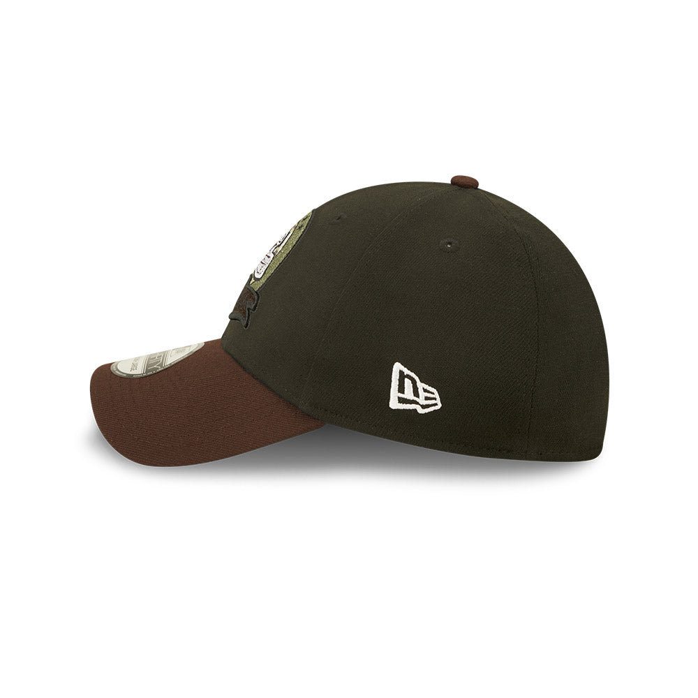 Cleveland Browns New Era 2022 Salute To Service - 39THIRTY Flex Hat