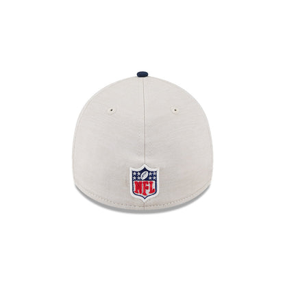 Dallas Cowboys New Era 2024 Sideline Historic 39THIRTY Flex Hat - Stone/ Navy - Pro League Sports Collectibles Inc.