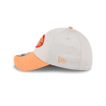 Tampa Bay Buccaneers New Era 2024 Sideline Historic 39THIRTY Flex Hat - Stone/ Orange - Pro League Sports Collectibles Inc.