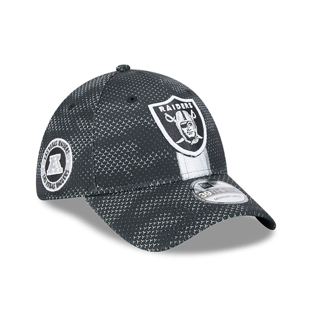 Las Vegas Raiders NFL 2024 Sideline New Era 39 Thirty Flex Hat - Black / Grey