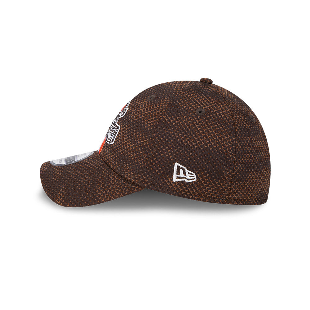 Cleveland Browns NFL 2024 Sideline New Era 39 Thirty Flex Hat - Brown