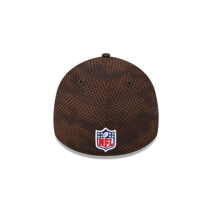 Cleveland Browns NFL 2024 Sideline New Era 39 Thirty Flex Hat - Brown