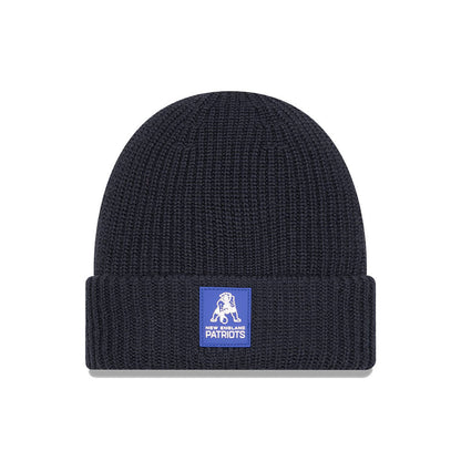New England Patriots Retro New Era Charcoal 2025 Sideline Cold Weather Cuffed Knit Toque