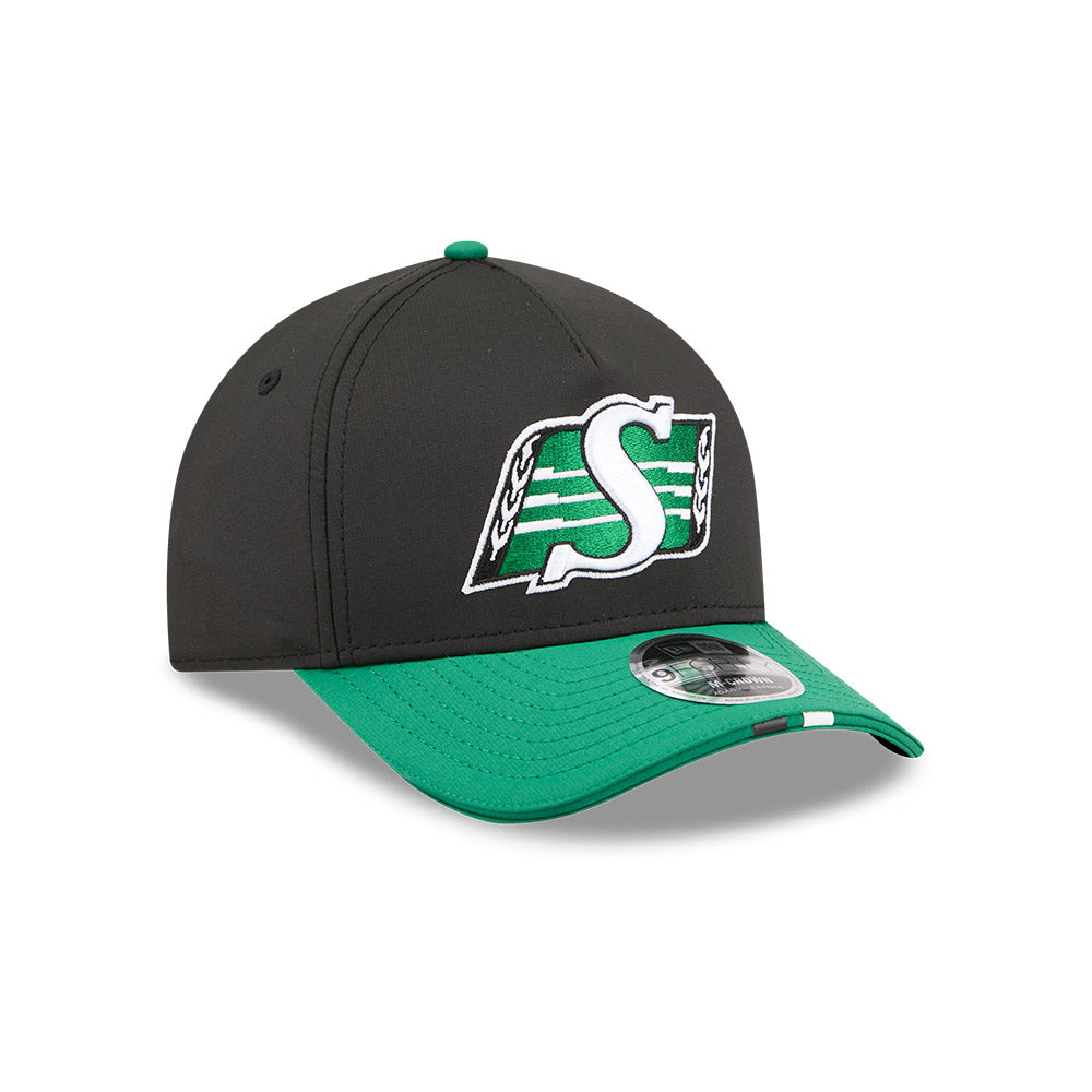 Saskatchewan Roughriders CFL 2026 New Era On-Field Side Line 9FORTY M-Crown A- Frame Adjustable Hat - 2 Tone Black/Green