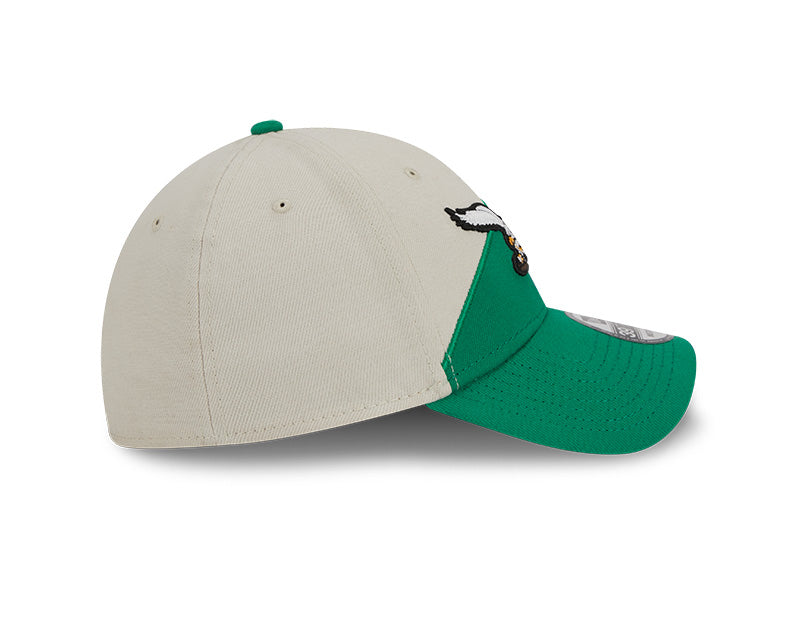 Philadelphia Eagles New Era 2023 Historic Sideline 39THIRTY Flex Hat - Cream/Green - Pro League Sports Collectibles Inc.