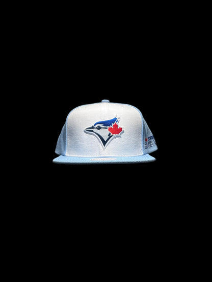 Toronto Blue Jays Mitchell & Ness Two-Tone Legendary Original Fit Snapback Hat - Sky Blue/White