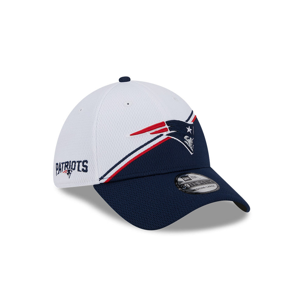 New England Patriots New Era 2023 Sideline 39THIRTY Flex Hat - White/Navy - Pro League Sports Collectibles Inc.