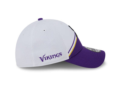 Minnesota Vikings New Era 2023 Sideline 39THIRTY Flex Hat - White/Purple - Pro League Sports Collectibles Inc.