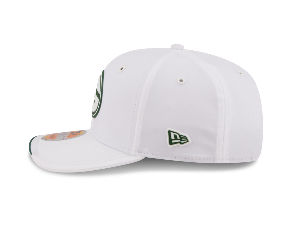 Green Bay Packers New Era 9SEVENTY 2026 Sideline Adjustable Hat - White