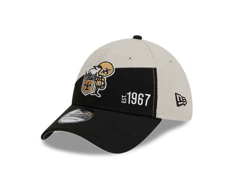 New Orleans Saints New Era 2023 Historic Sideline 39THIRTY Flex Hat - Cream/Black - Pro League Sports Collectibles Inc.