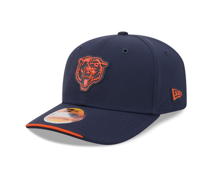Chicago Bears New Era 9SEVENTY 2026 Sideline Adjustable Hat - Navy