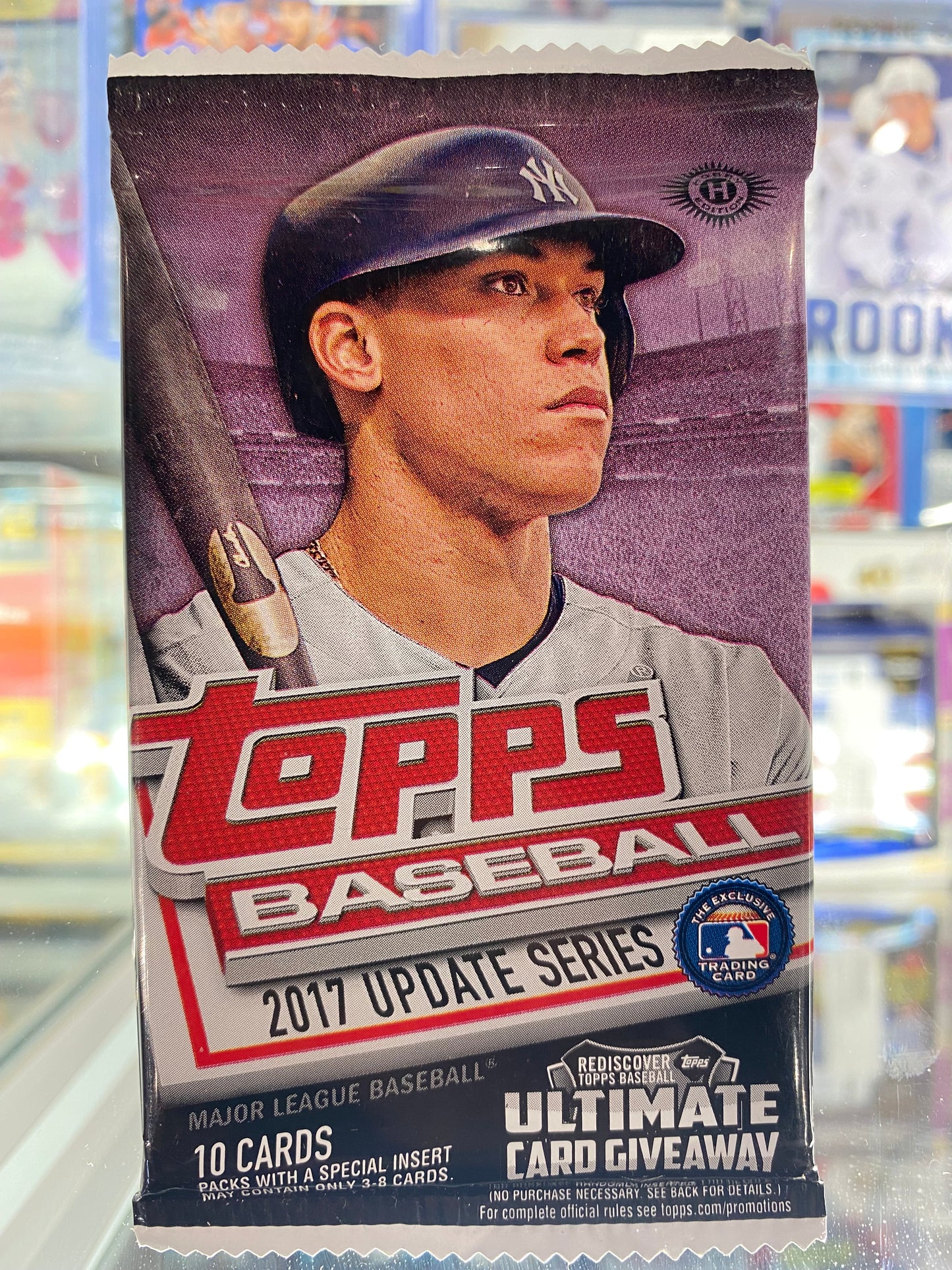 2017 Topps Baseball - 1 sealed 10 card pack from Hobby Box