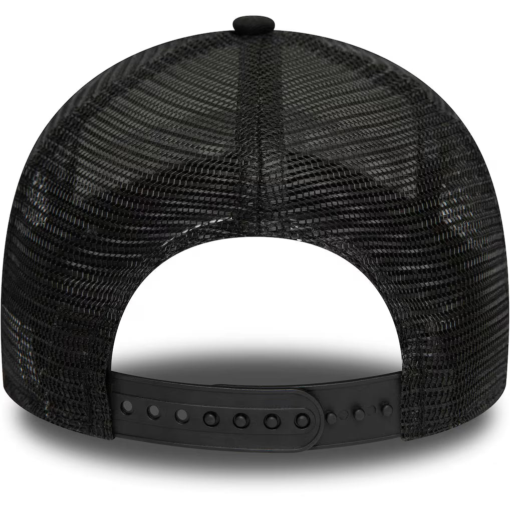 Youth Manchester United New Era Wordmark E-Frame 9FORTY Trucker Adjustable Hat - Black