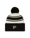 Atlanta Falcons New Era 2022 Sideline - Sport Cuffed Pom Knit Hat - Cream/Black - Pro League Sports Collectibles Inc.