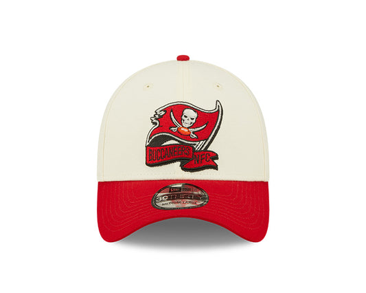 Tampa Bay Buccaneers 2022 Sideline New Era Cream/Red - 39THIRTY 2-Tone Flex Hat - Pro League Sports Collectibles Inc.