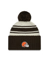 Cleveland Browns New Era 2022 Sideline - Sport Cuffed Pom Knit Hat - Cream/Brown - Pro League Sports Collectibles Inc.