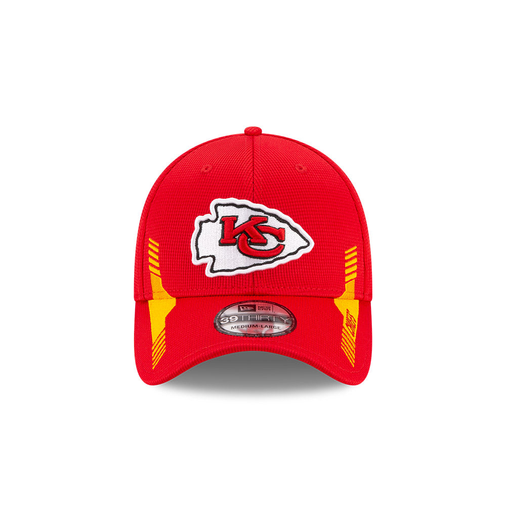 Men's Kansas City Chiefs New Era Red 2022 Sideline Coaches 39THIRTY Flex Hat M/L