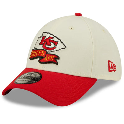 Kansas City Chiefs 2022 Sideline New Era Cream/Red - 39THIRTY 2-Tone Flex Hat - Pro League Sports Collectibles Inc.