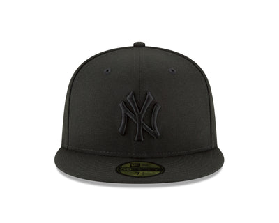 New York Yankees Black on Black 59fifty Fitted Hat - Pro League Sports Collectibles Inc.