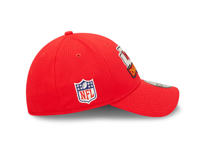 Kansas City Chiefs 2022 Sideline 39THIRTY Coaches Flex Hat - Pro League Sports Collectibles Inc.